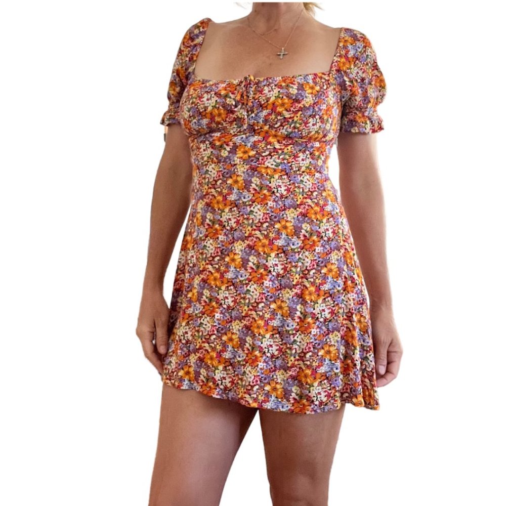 FAITHFUL THE BRAND Floral purple & orange ruched front mini dress Size 4